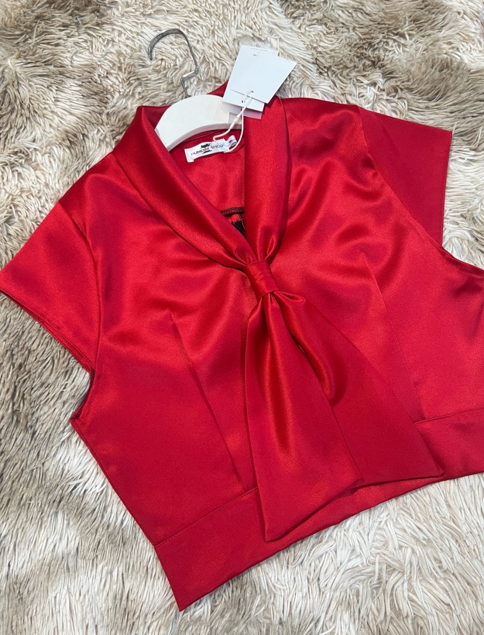 S__37126228_0.jpg - เสื้อครอปสั้น คอสอดไทด์ | https://pumpimshop.com