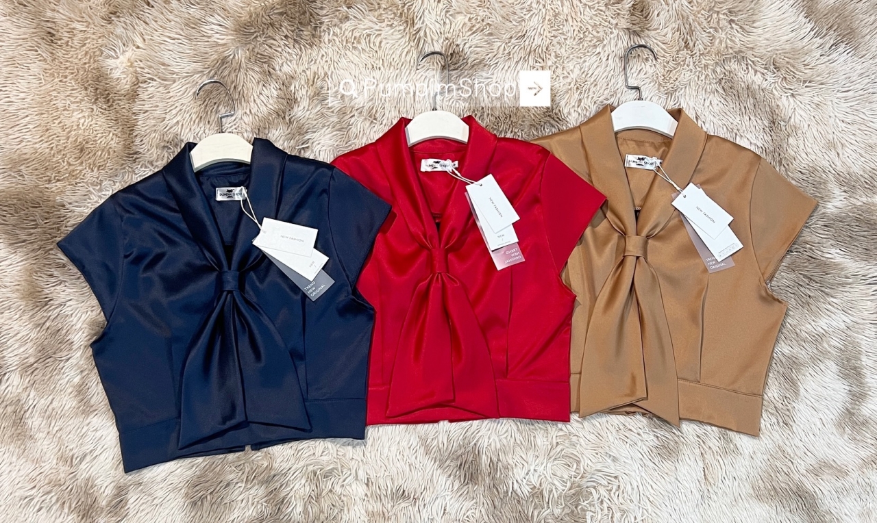 S__37126229.jpg - เสื้อครอปสั้น คอสอดไทด์ | https://pumpimshop.com